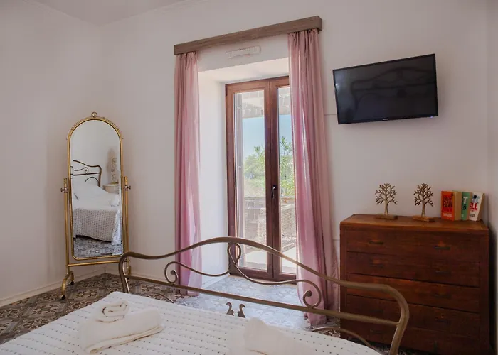 Belvedere Private Luxury * Chalki Town